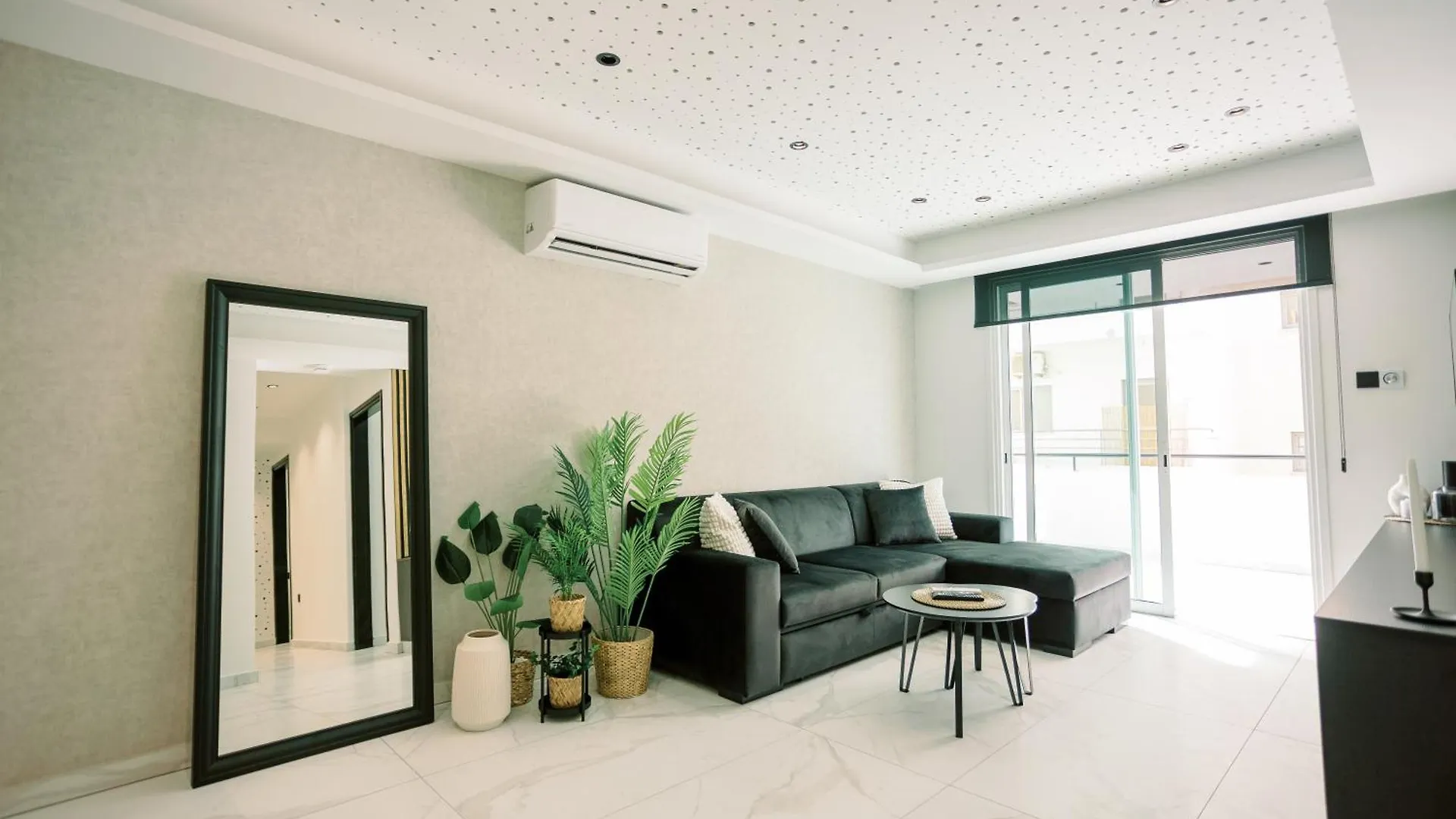2Br Amalfi Blue Apt In Larnaca - Pool & 10Min Walk To Mackenzie Beach! contacts