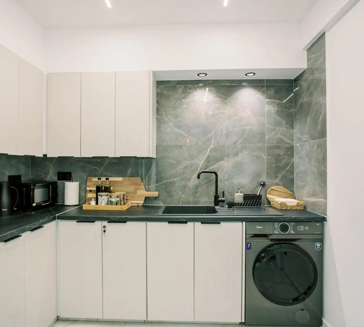 2Br Amalfi Blue Apt In Larnaca - Pool & 10Min Walk To Mackenzie Beach! 0*,