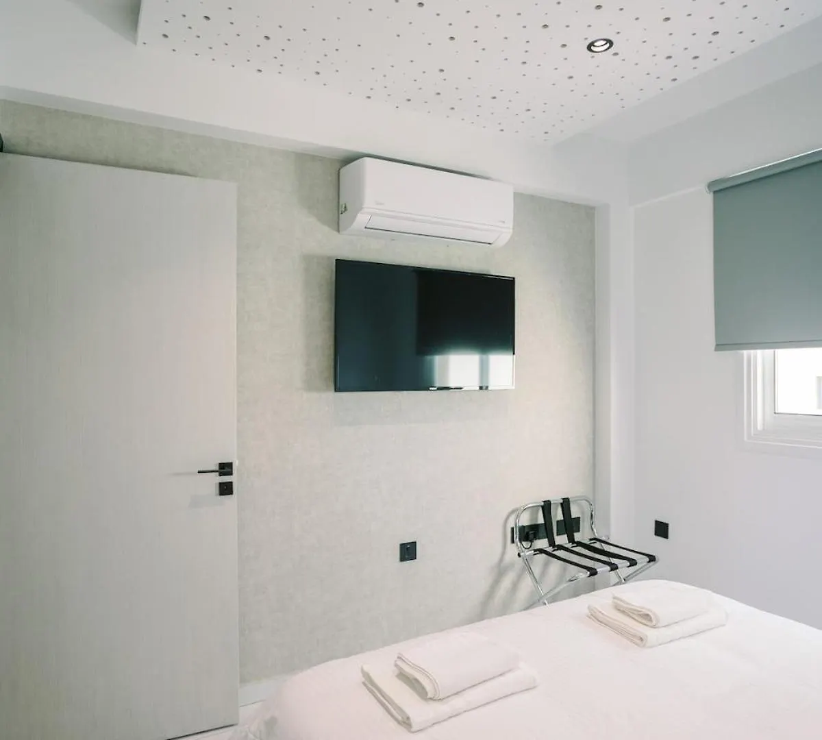 2Br Amalfi Blue Apt In Larnaca - Pool & 10Min Walk To Mackenzie Beach! Apartment